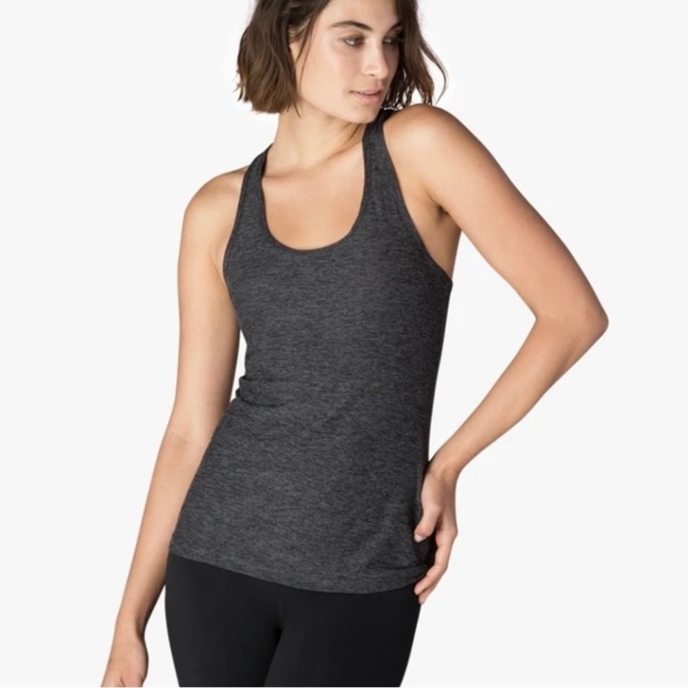 Beyond Yoga Grey Racerback Tank Size Small